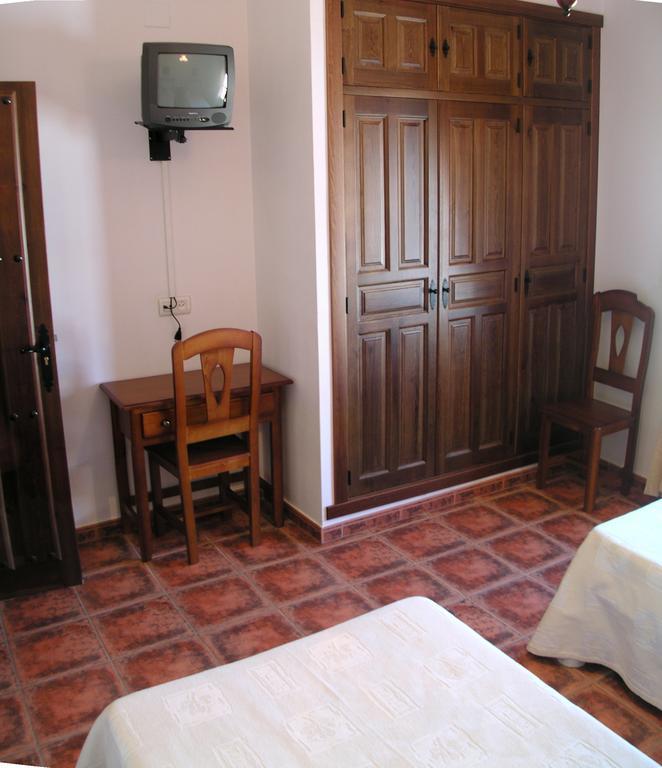 Casa Rural Pena Falcon Torrejón el Rubio Exteriör bild